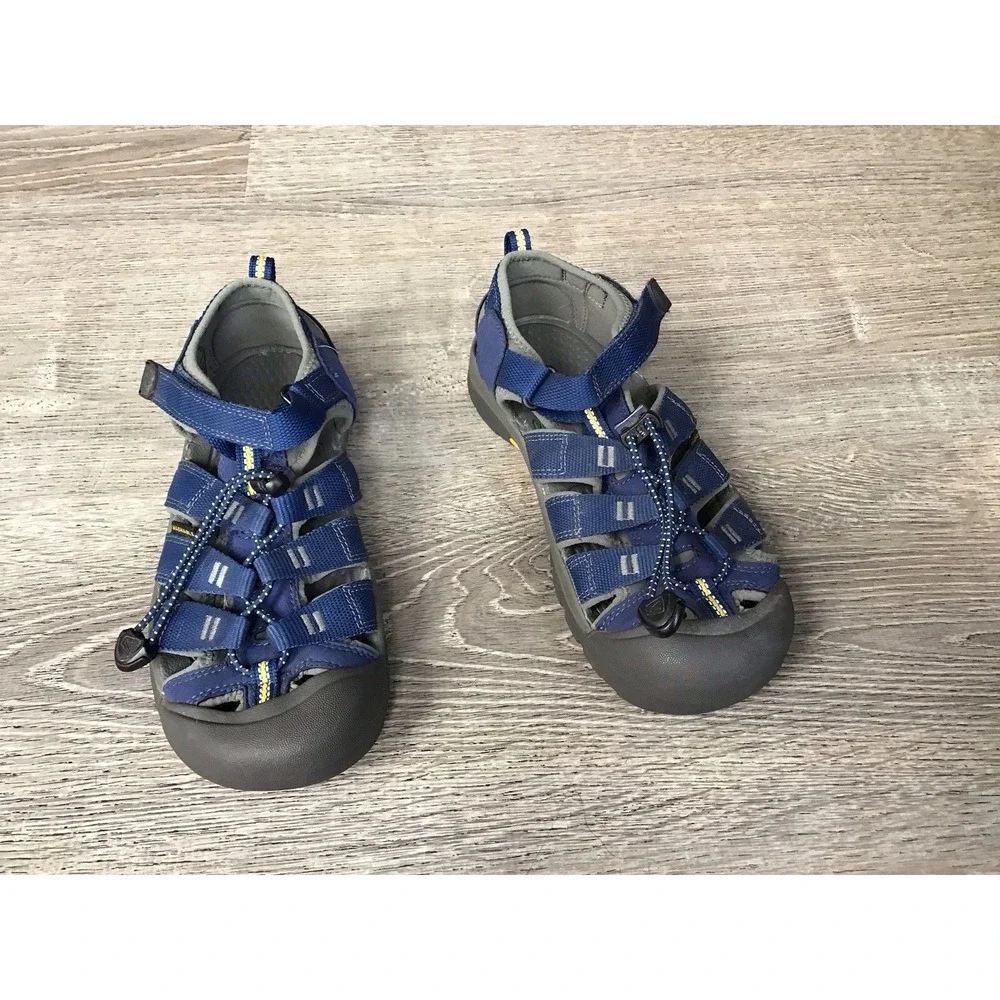KEEN Newport H2 Sandals Youth Boys Size 4 Blue Waterproof Kids Hiking 1009962